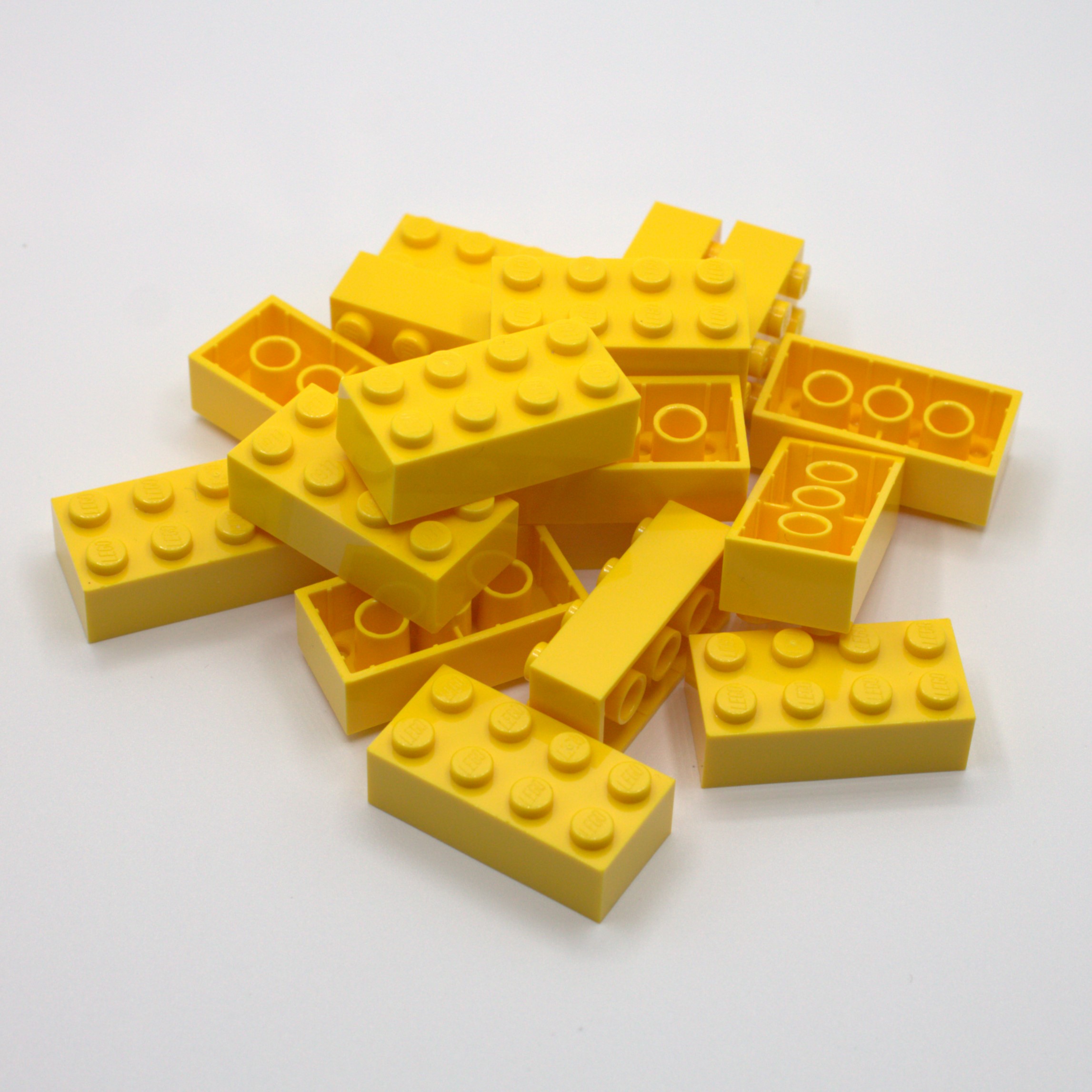 Gelb (Yellow)